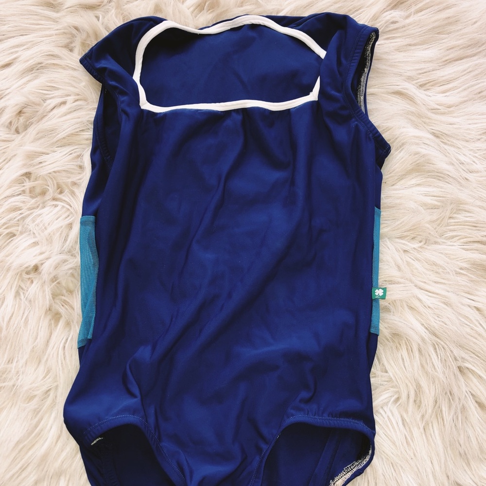 CUSTOM LUCKY LEO